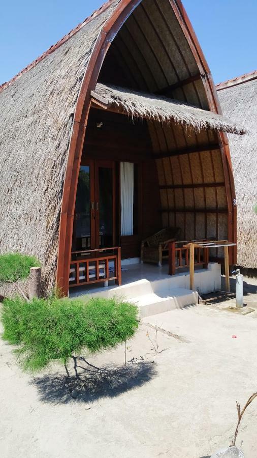 Sunset Beach Bungalow Гили-Мено Экстерьер фото